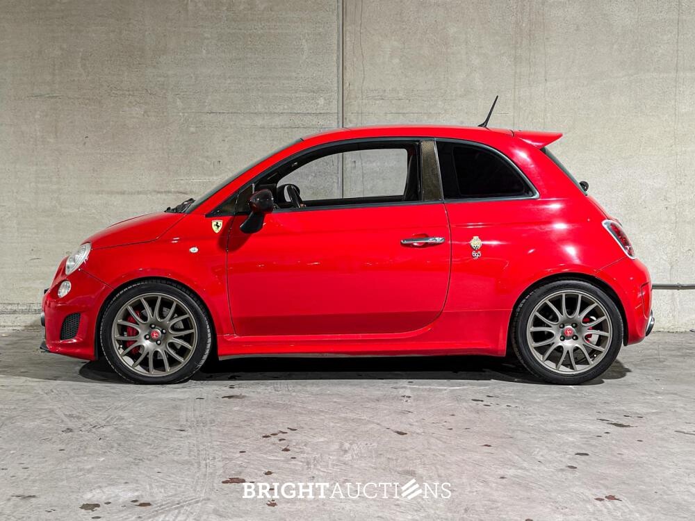Fiat Abarth 695 Tributo Ferrari AKRAPOVIC 180pk