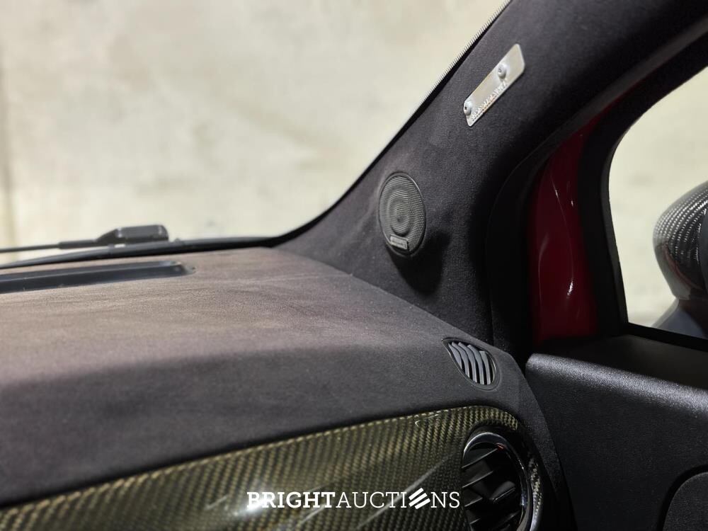 Fiat Abarth 695 Tributo Ferrari AKRAPOVIC 180pk