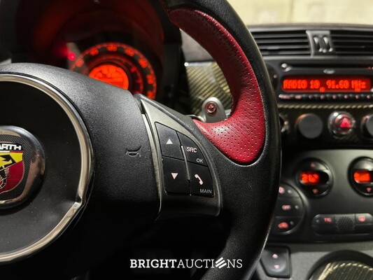 Fiat Abarth 695 Tributo Ferrari AKRAPOVIC 180pk