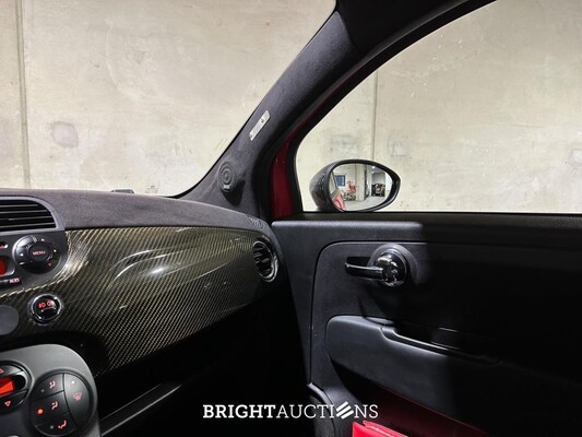 Fiat Abarth 695 Tributo Ferrari AKRAPOVIC 180pk