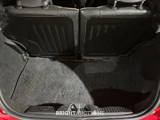 Fiat Abarth 695 Tributo Ferrari AKRAPOVIC 180pk