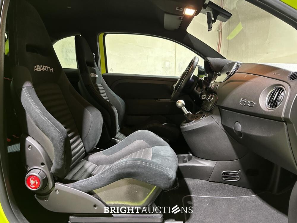 Fiat 595 Abarth Competizione 70th Anniversary 500 1.4 T-Jet 179hp 2019, L-877-RV