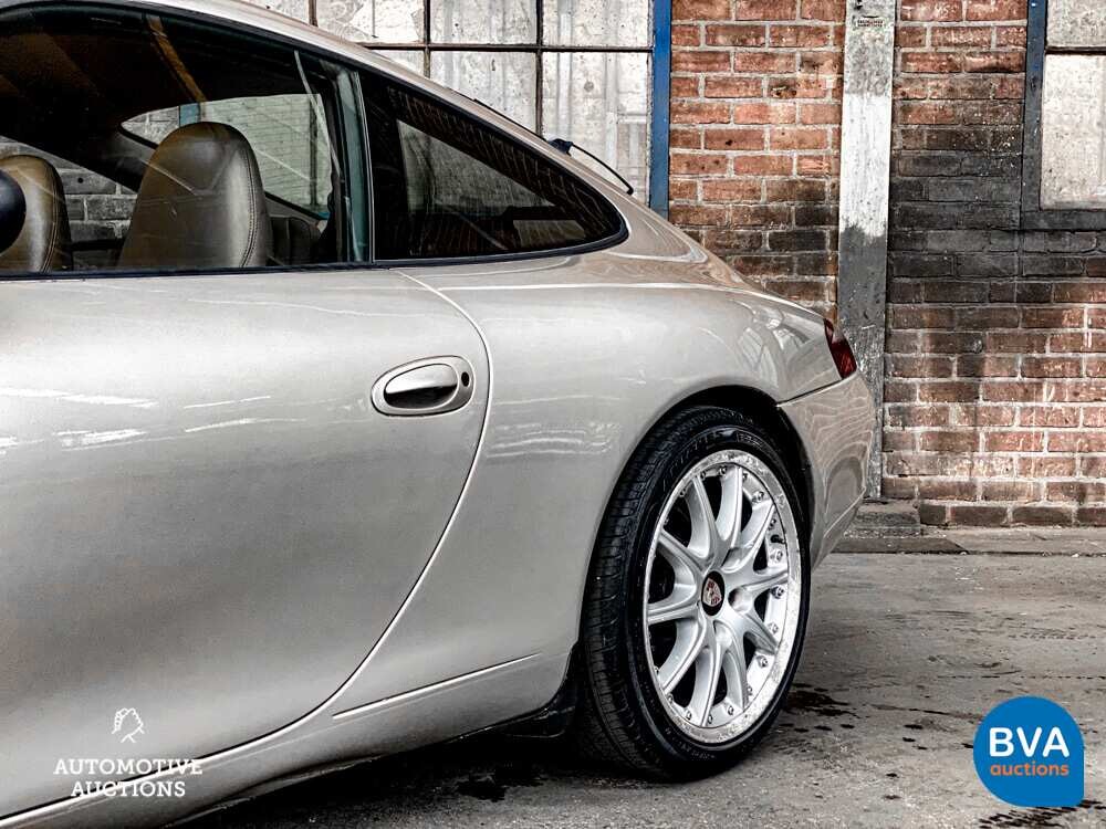 Porsche 911 996 3.4 Coupé Carrera 4 300pk 2000 -YOUNGTIMER-, ZL-132-T.