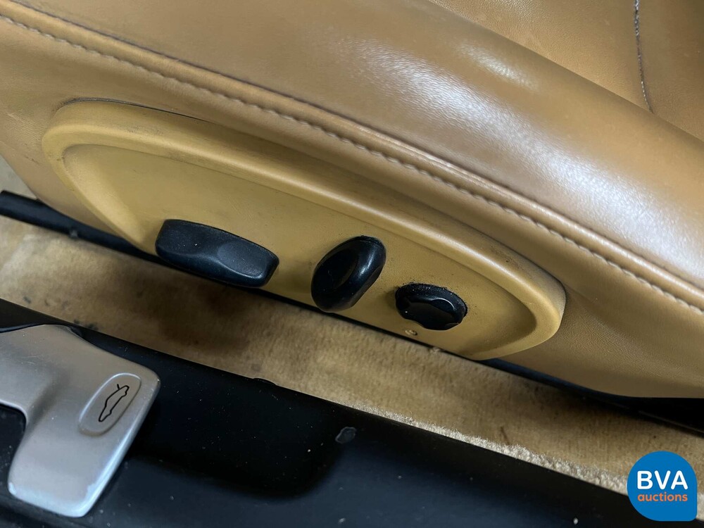 Porsche 911 996 3.4 Coupé Carrera 4 300pk 2000 -YOUNGTIMER-, ZL-132-T.