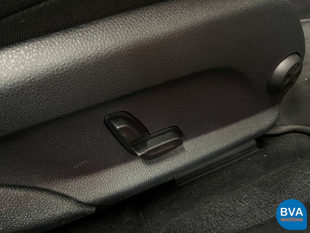 Mercedes-Benz E400 E-Class 4MATIC Prestige Avantgarde 333hp 2017 NEW MODEL, TJ-070-X.