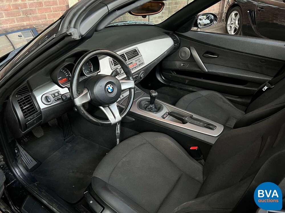 BMW Z4 Roadster 2.2i Pure 170PS 2004 -Org. NL-, 60-PRN-S.