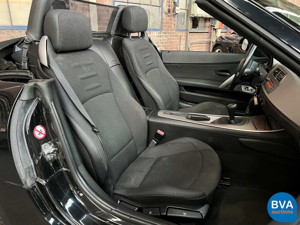BMW Z4 Roadster 2.2i Pure 170PS 2004 -Org. NL-, 60-PRN-S.