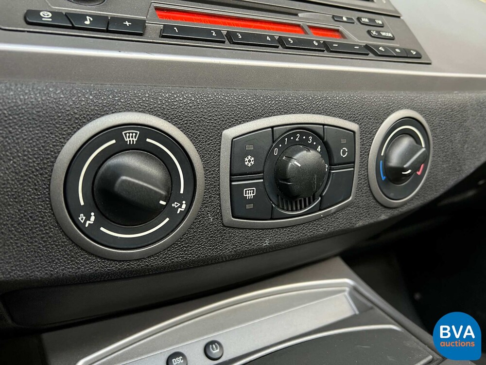 BMW Z4 Roadster 2.2i Pure 170PS 2004 -Org. NL-, 60-PRN-S.