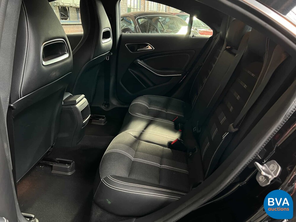 Mercedes-Benz CLA180 Business Solution Automatik 122PS 2018 -Org. NL-, SK-019-Z.