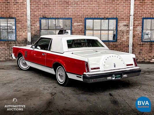 Lincoln Continental Mark VI 2D Coupe ''Bill Blass'' Edition 199pk 1982