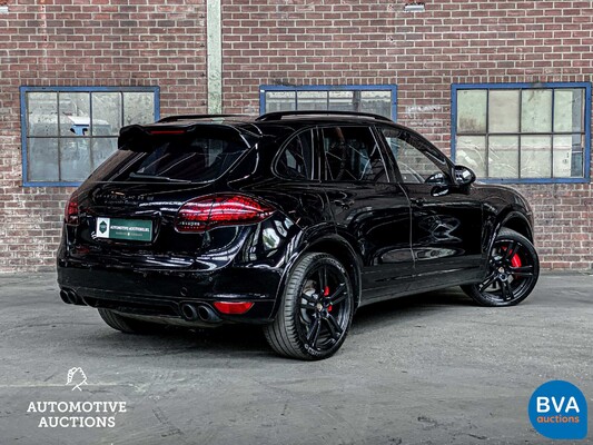 Porsche Cayenne 4.8 Turbo 500hp 2012, 71-ZVF-9.