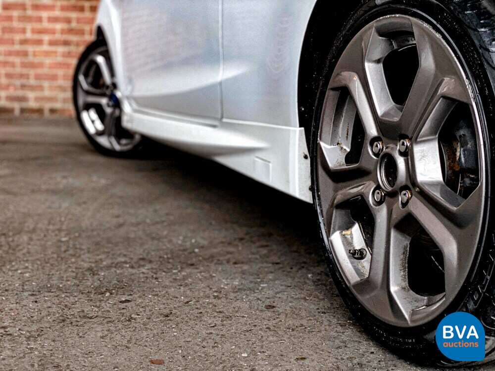 Ford Fiesta ST 182PS 2015.