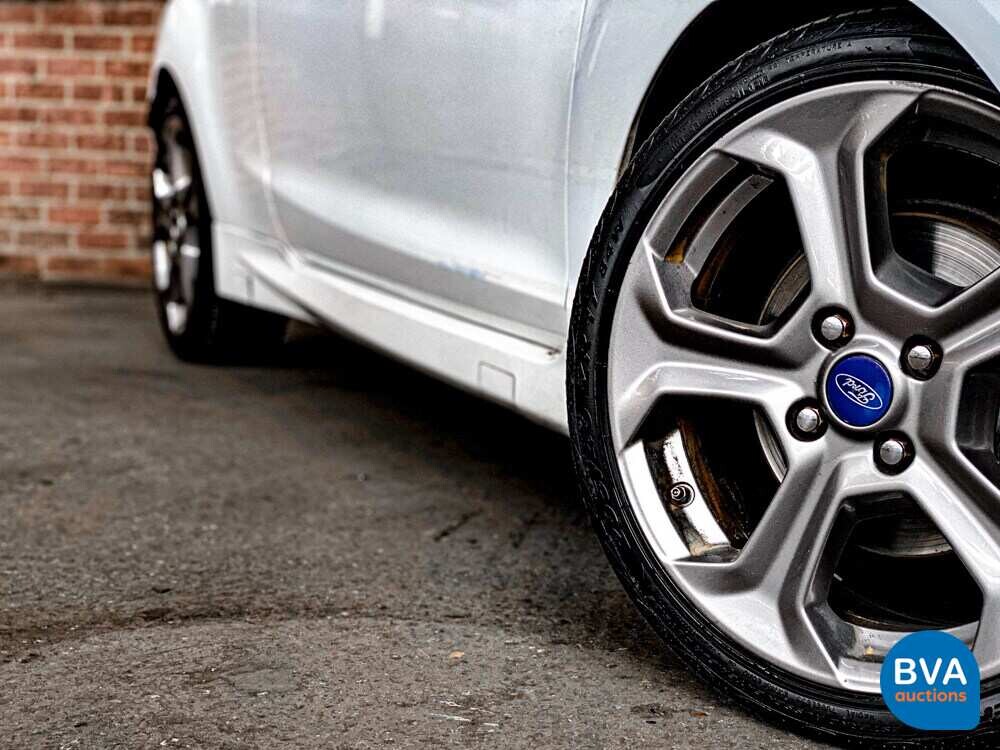Ford Fiesta ST 182PS 2015.