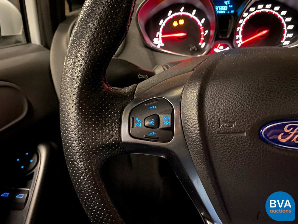 Ford Fiesta ST 182PS 2015.