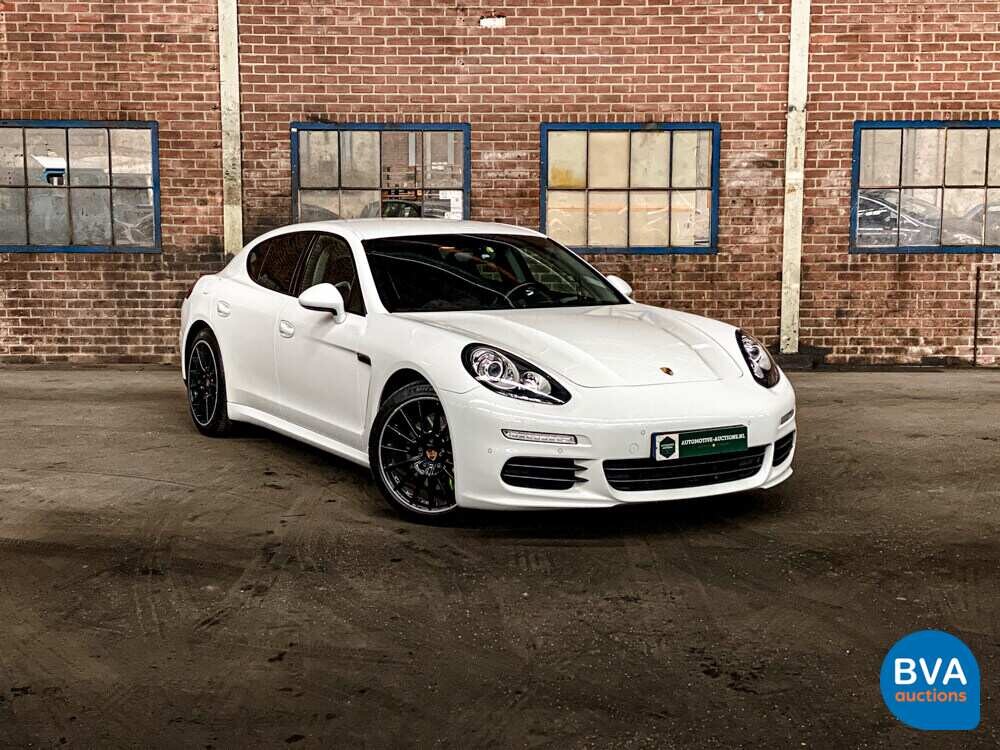Porsche Panamera S E-Hybrid 416pk SportChrono 2014 -Org NL-, 5-TDZ-03