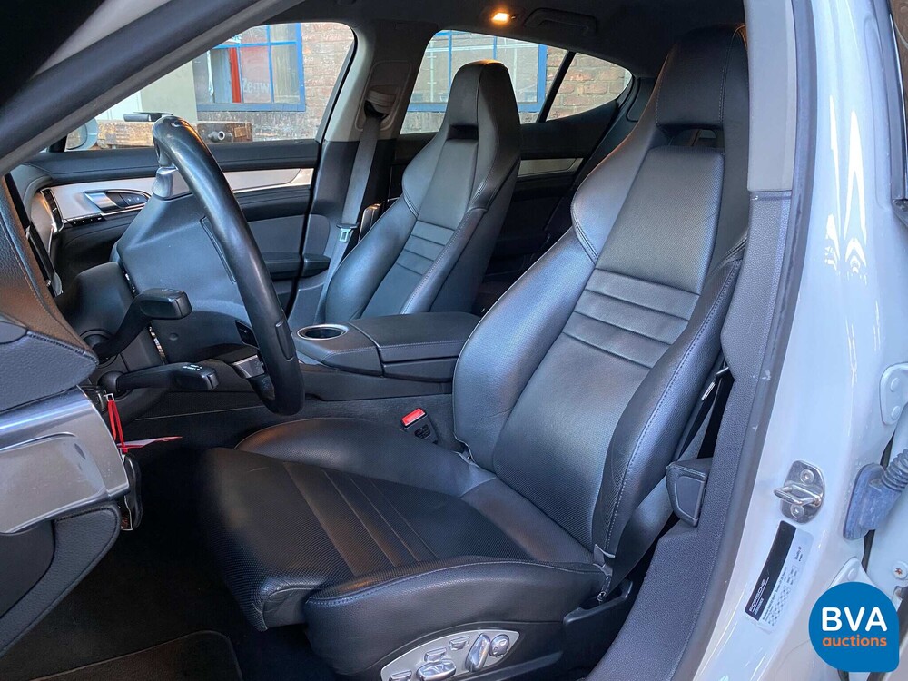 Porsche Panamera S E-Hybrid 416pk SportChrono 2014 -Org NL-, 5-TDZ-03
