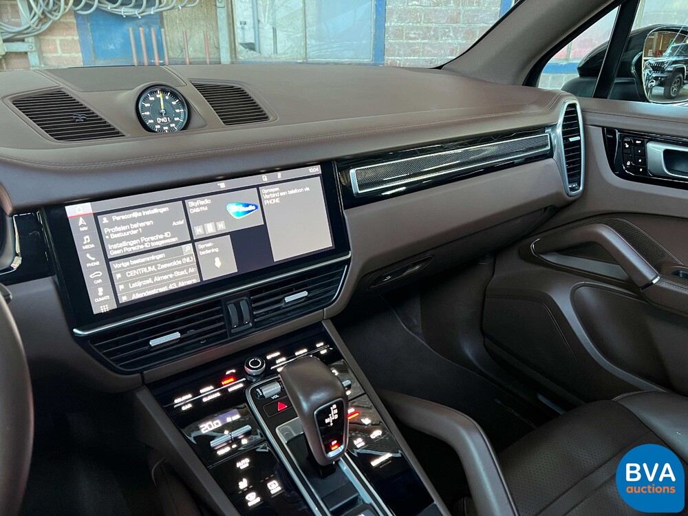 Porsche Cayenne 3.0 E-Hybrid 462hp 2018 SportChrono -Org. NL-, TL-795-R.
