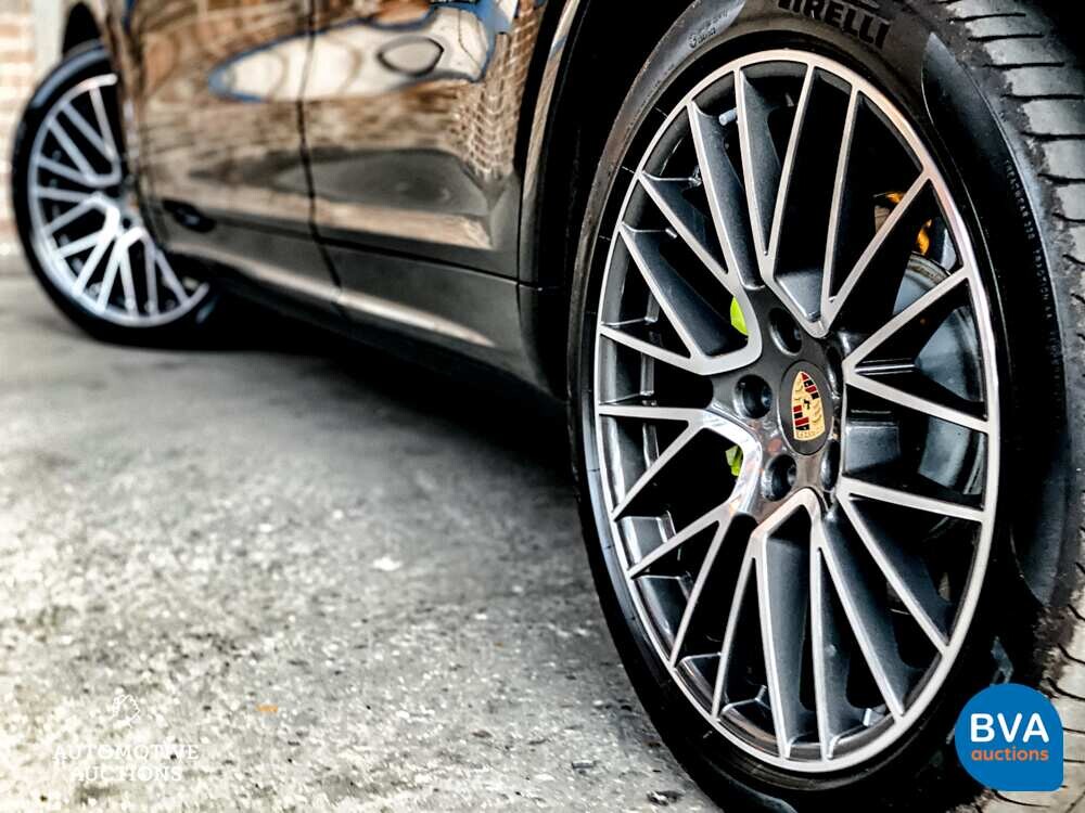 Porsche Cayenne 3.0 E-Hybrid 462hp 2018 SportChrono -Org. NL-, TL-795-R.
