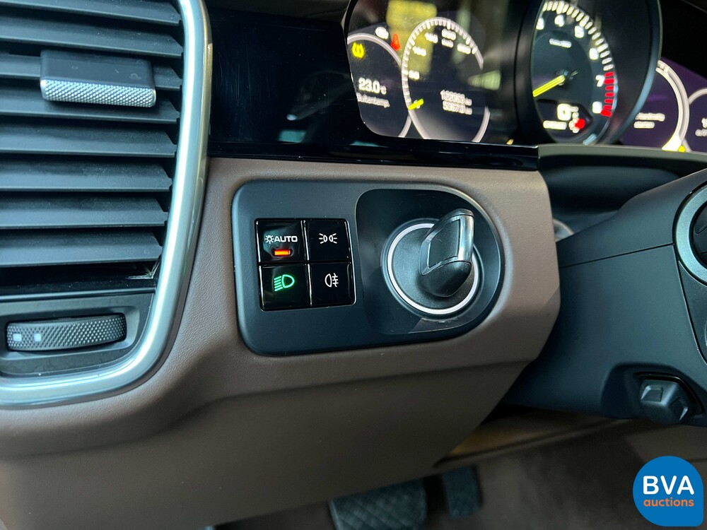 Porsche Cayenne 3.0 E-Hybrid 462hp 2018 SportChrono -Org. NL-, TL-795-R.