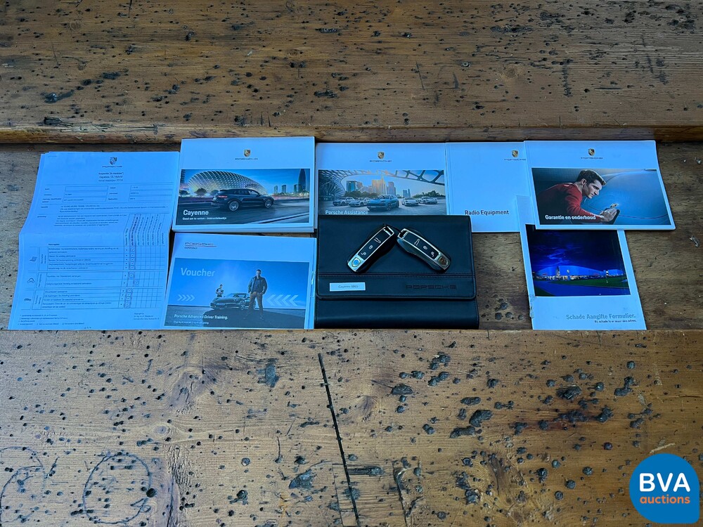 Porsche Cayenne 3.0 E-Hybrid 462hp 2018 SportChrono -Org. NL-, TL-795-R.