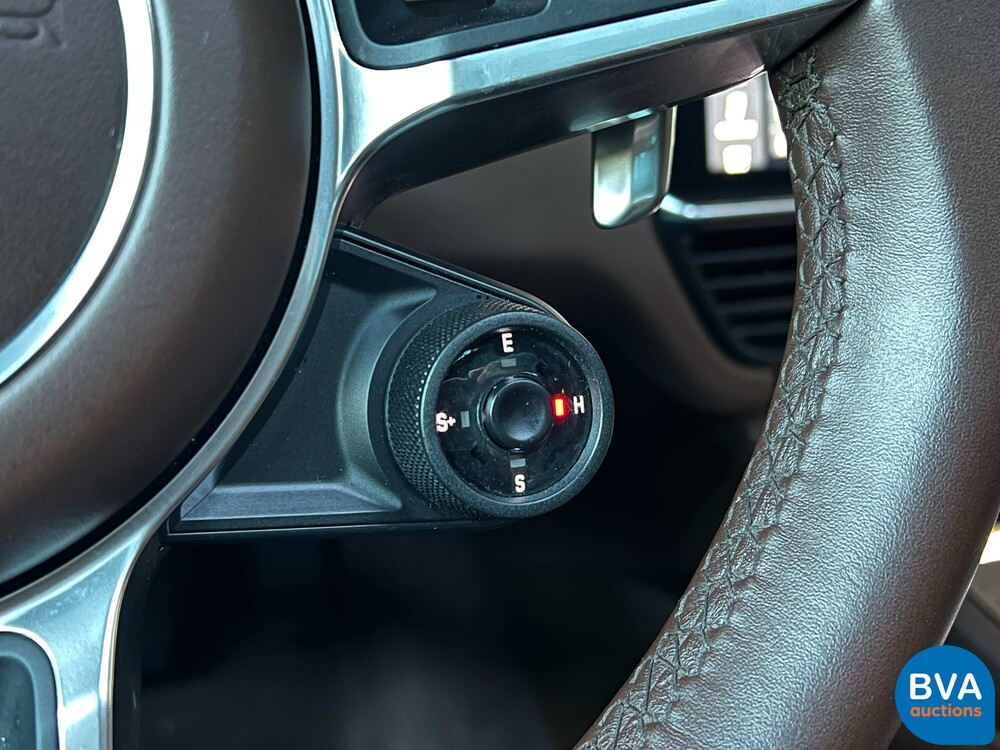 Porsche Cayenne 3.0 E-Hybrid 462hp 2018 SportChrono -Org. NL-, TL-795-R.