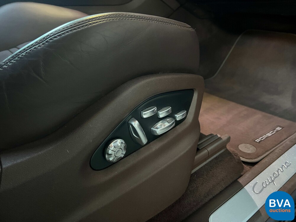 Porsche Cayenne 3.0 E-Hybrid 462hp 2018 SportChrono -Org. NL-, TL-795-R.