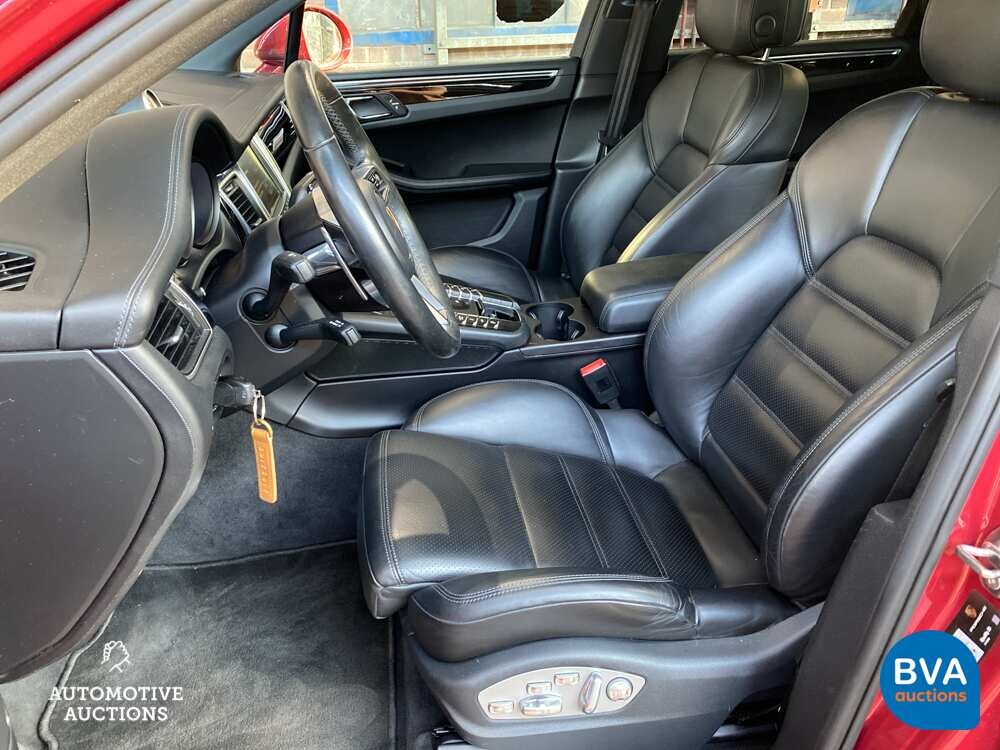 Porsche Macan S 3.0 D Sportchrono 258pk 2016, N-776-BK