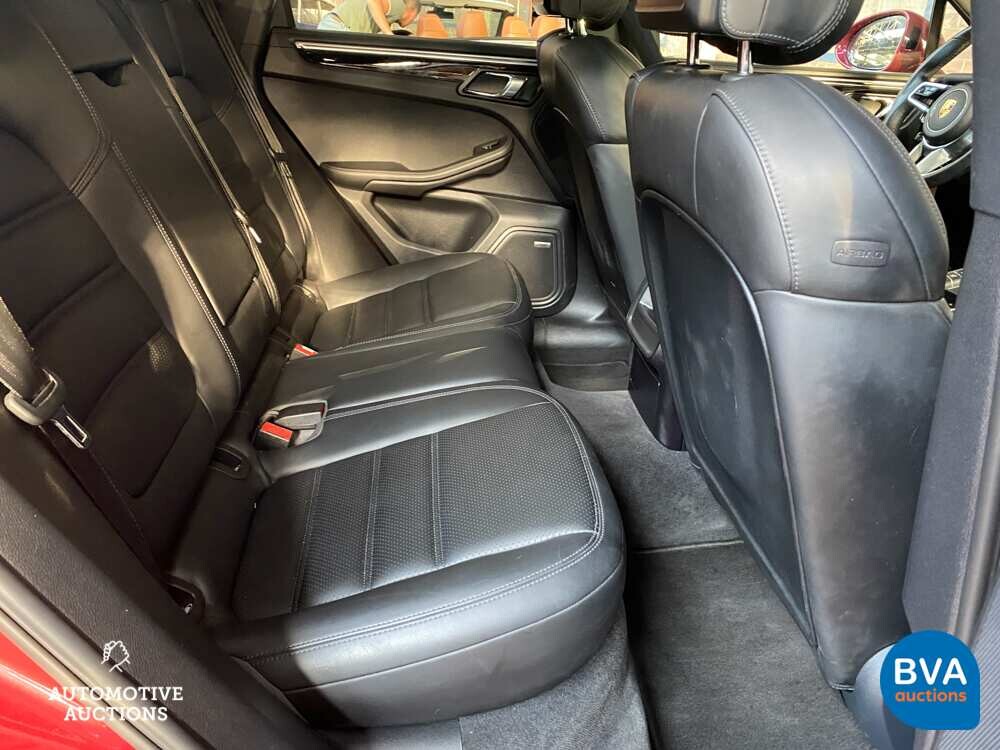 Porsche Macan S 3.0 D Sportchrono 258pk 2016, N-776-BK