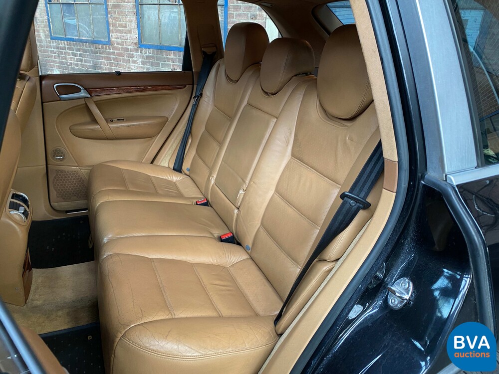 Porsche Cayenne 4.5 Turbo 450pk 2003, 86-NJ-VZ