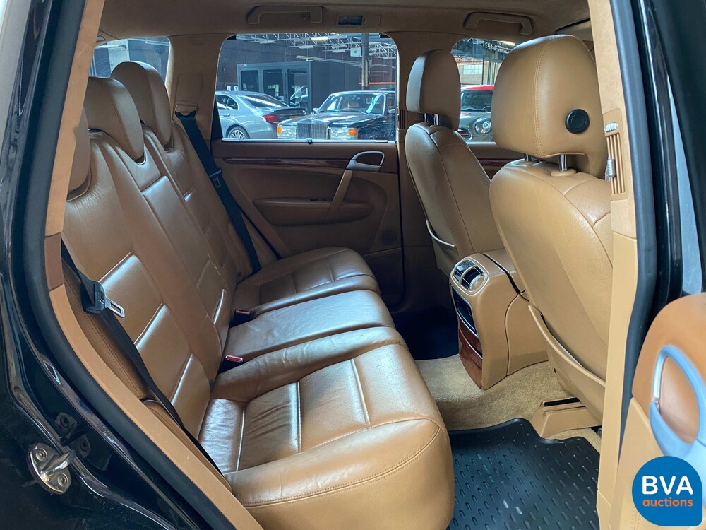 Porsche Cayenne 4.5 Turbo 450pk 2003, 86-NJ-VZ