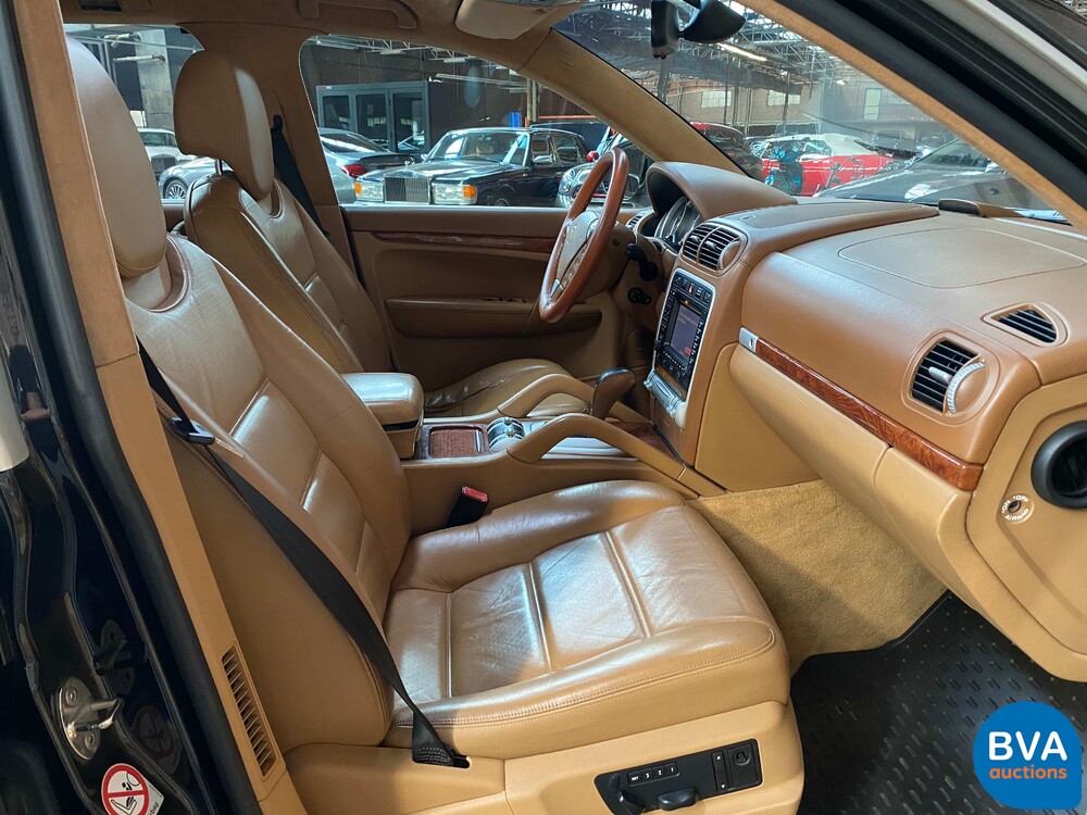Porsche Cayenne 4.5 Turbo 450pk 2003, 86-NJ-VZ