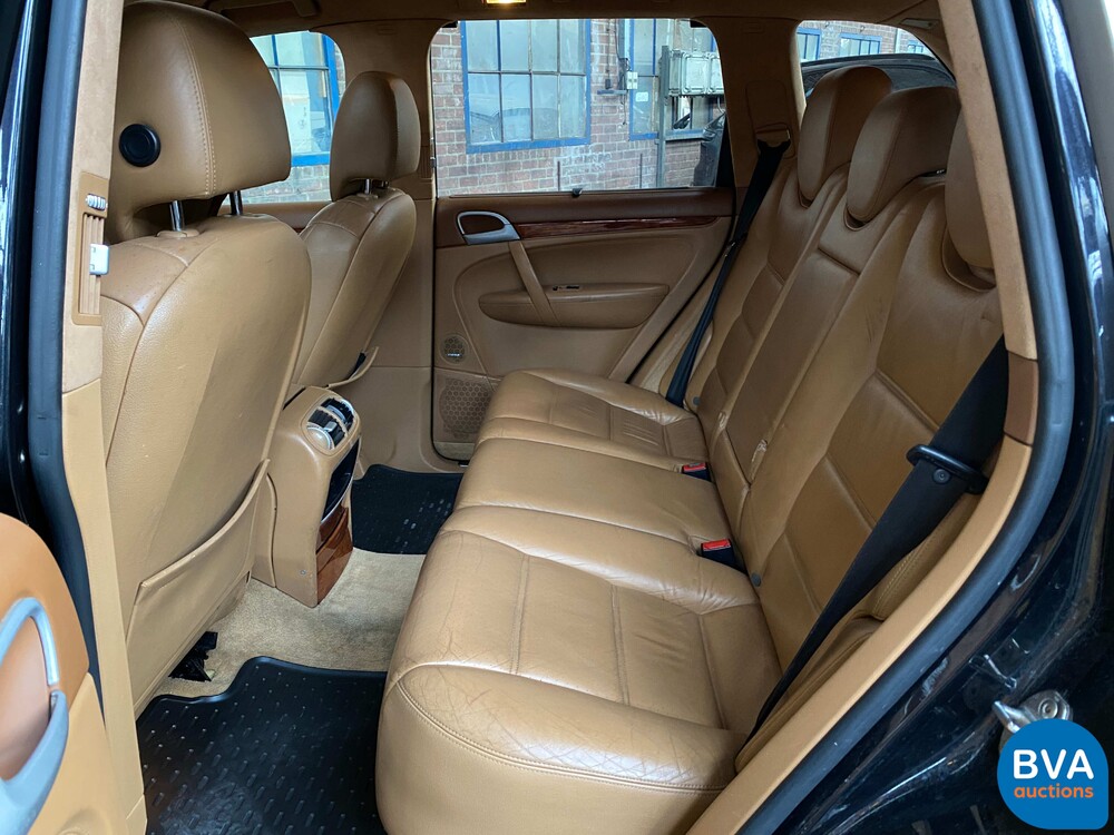 Porsche Cayenne 4.5 Turbo 450pk 2003, 86-NJ-VZ