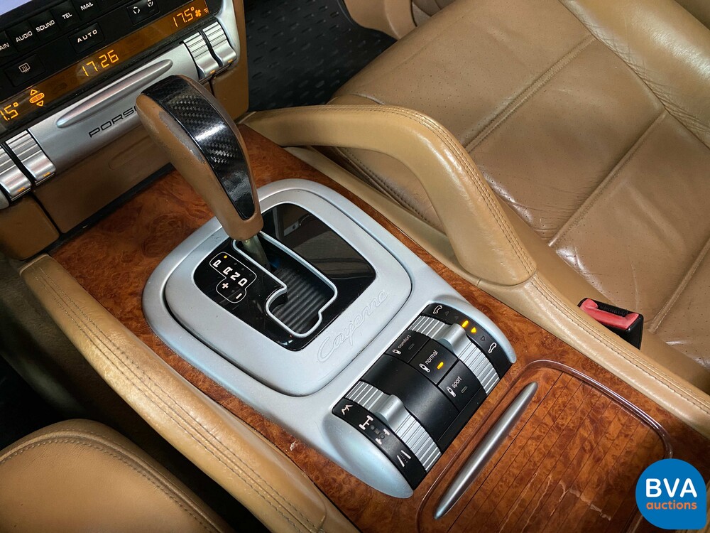 Porsche Cayenne 4.5 Turbo 450pk 2003, 86-NJ-VZ