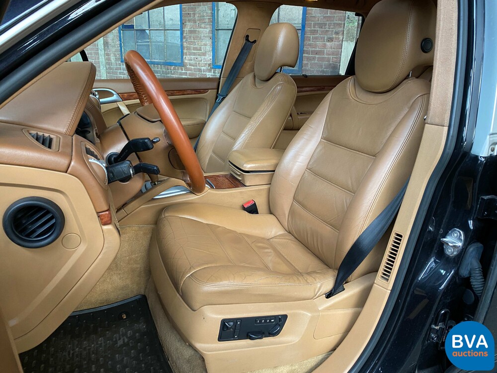 Porsche Cayenne 4.5 Turbo 450pk 2003, 86-NJ-VZ