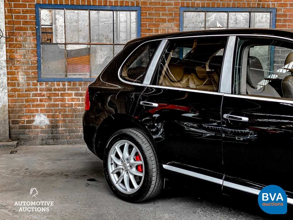 Porsche Cayenne 4.5 Turbo 450pk 2003, 86-NJ-VZ