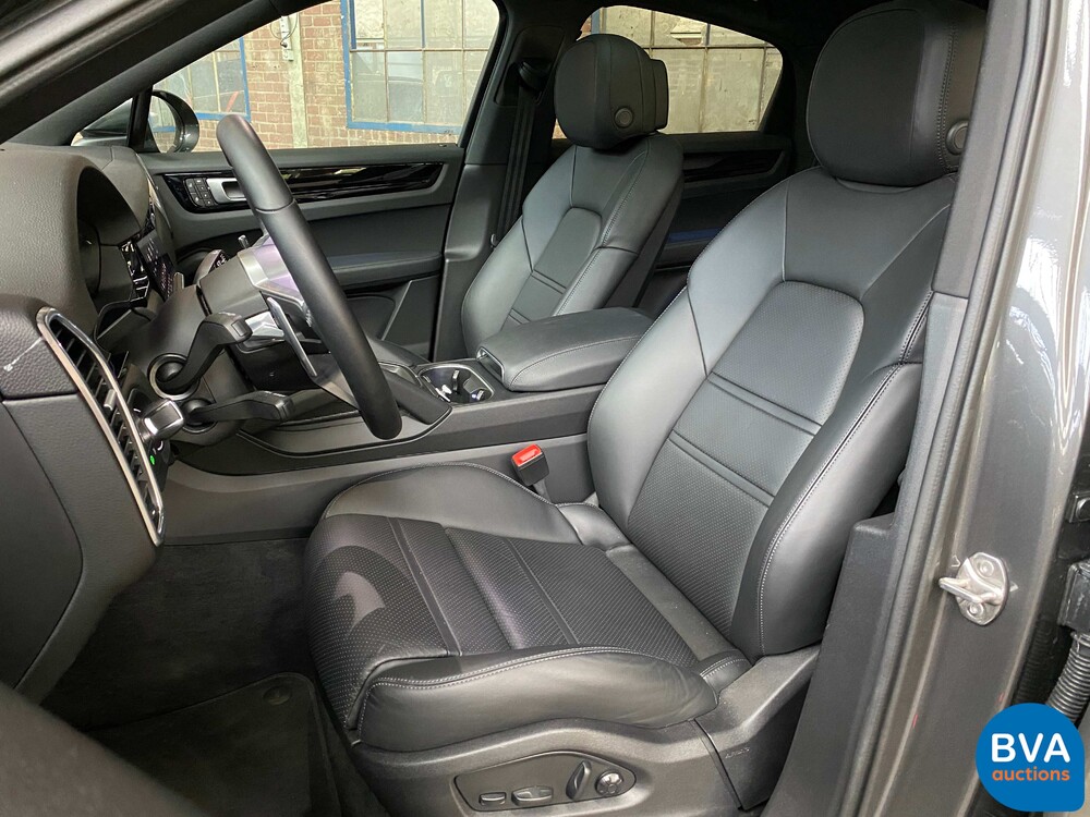 Porsche Cayenne Coupe 3.0 E-Hybrid 462pk PDK-Automatic 2022.