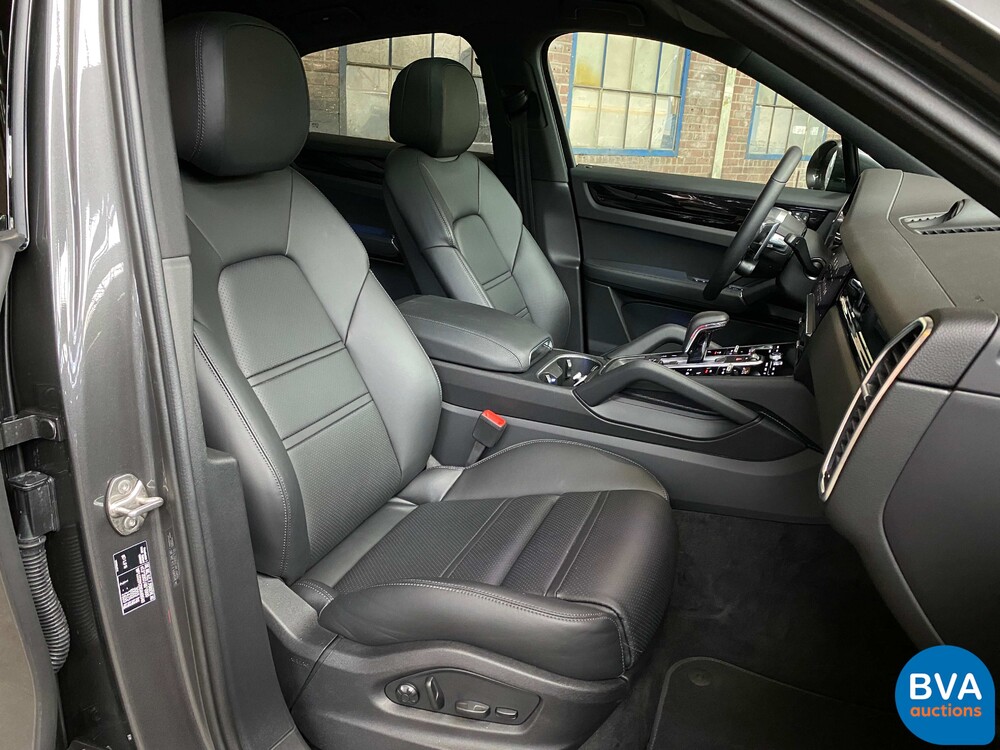 Porsche Cayenne Coupe 3.0 E-Hybrid 462pk PDK-Automatic 2022.