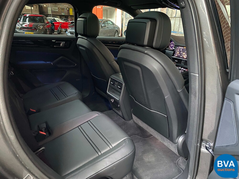 Porsche Cayenne Coupe 3.0 E-Hybrid 462pk PDK-Automatic 2022.