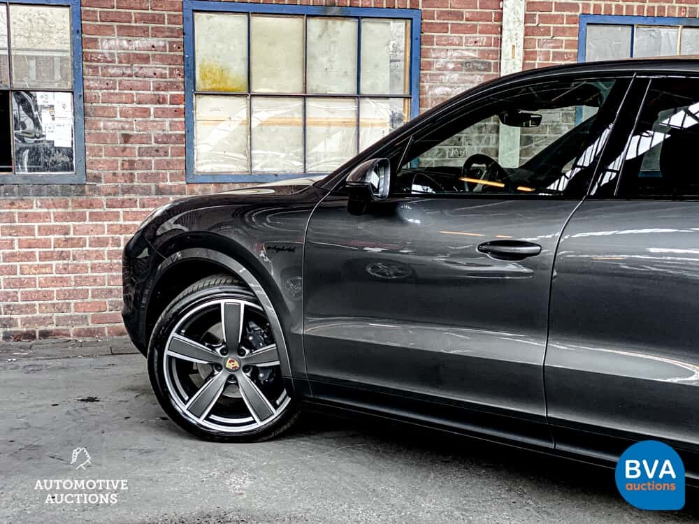 Porsche Cayenne Coupe 3.0 E-Hybrid 462pk PDK-Automatic 2022.