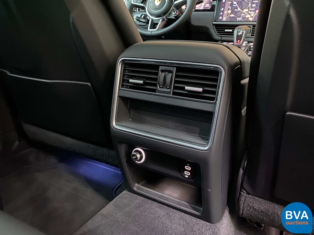 Porsche Cayenne Coupe 3.0 E-Hybrid 462pk PDK-Automatic 2022.