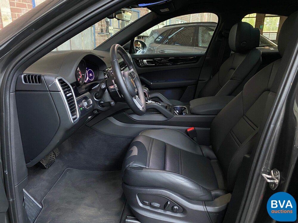 Porsche Cayenne Coupe 3.0 E-Hybrid 462pk PDK-Automatic 2022.