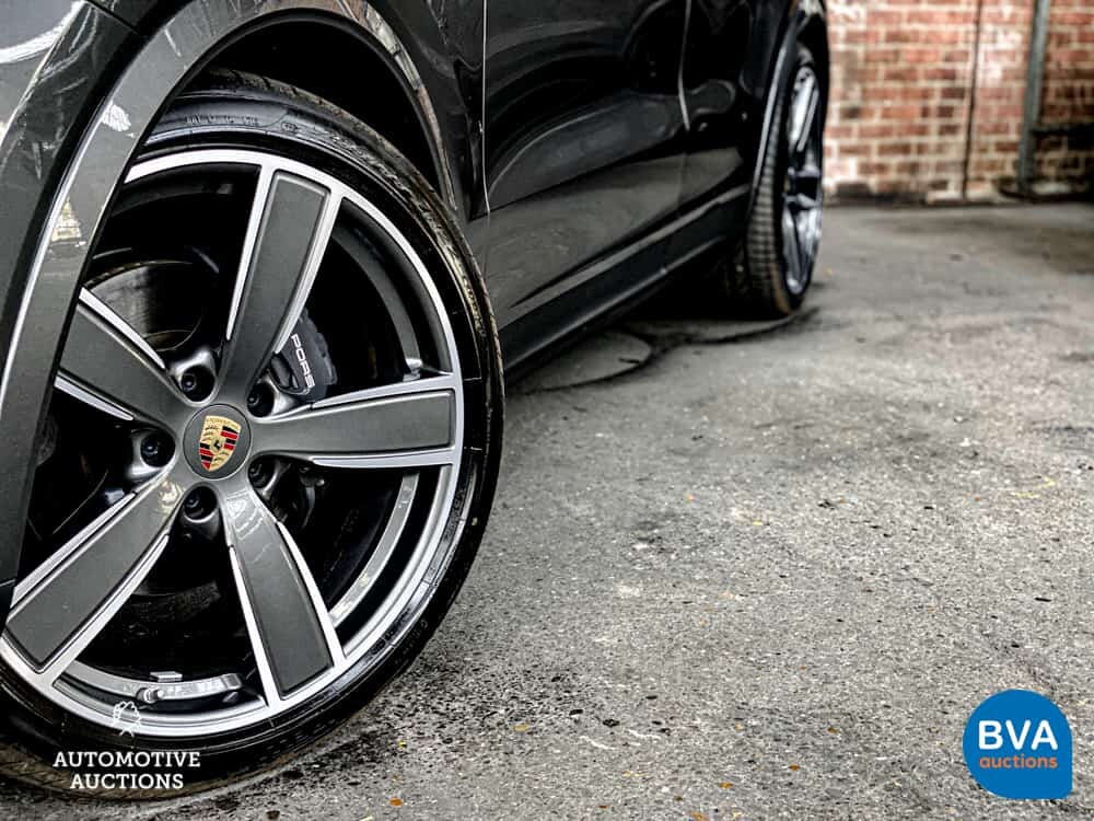 Porsche Cayenne Coupe 3.0 E-Hybrid 462pk PDK-Automatic 2022.