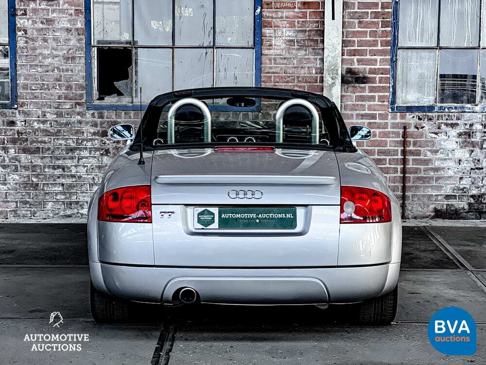 Audi TT Roadster 1.8 Turbo 179pk 2000, 88-FK-BG