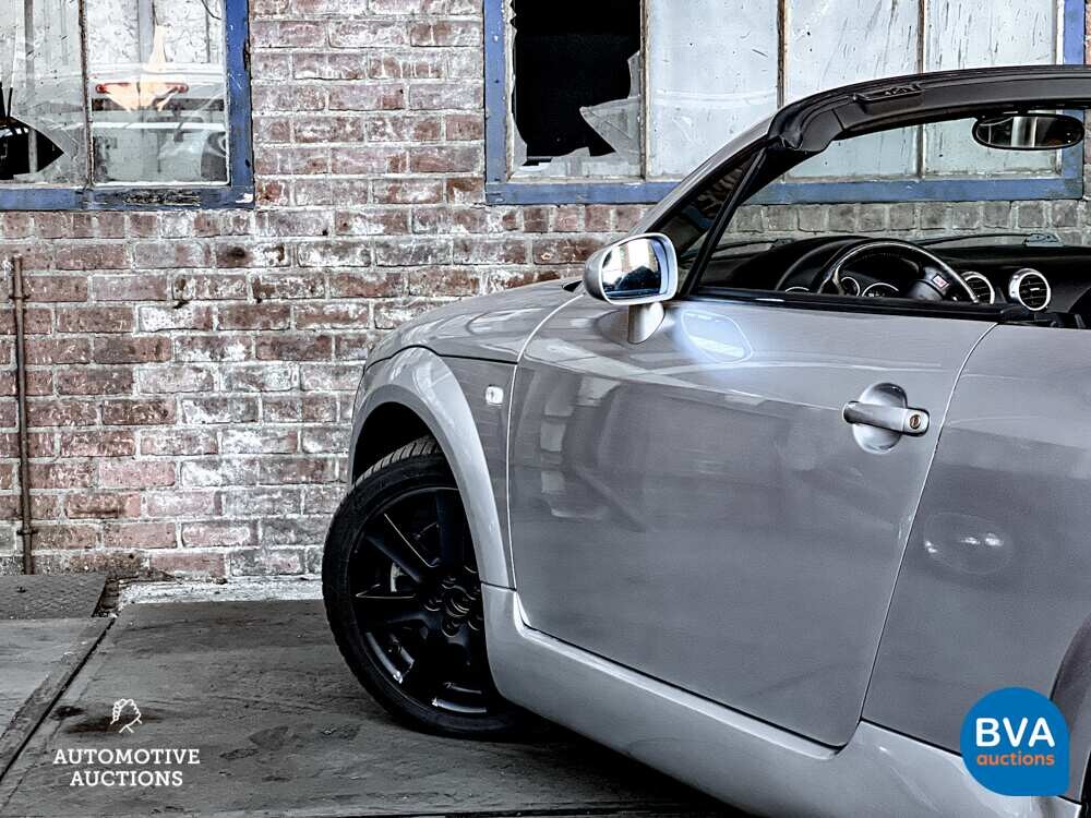 Audi TT Roadster 1.8 Turbo 179pk 2000, 88-FK-BG