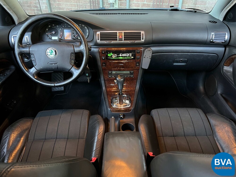 Skoda Superb 2.8 V6 Elegance 193pk 2004 -YOUNGTIMER-, HZ-728-K.