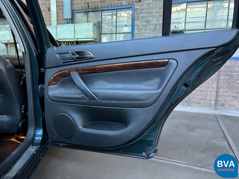 Skoda Superb 2.8 V6 Elegance 193pk 2004 -YOUNGTIMER-, HZ-728-K.