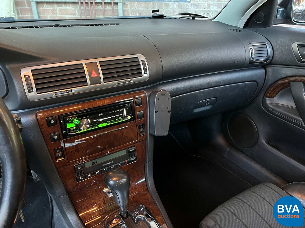 Skoda Superb 2.8 V6 Elegance 193pk 2004 -YOUNGTIMER-, HZ-728-K.