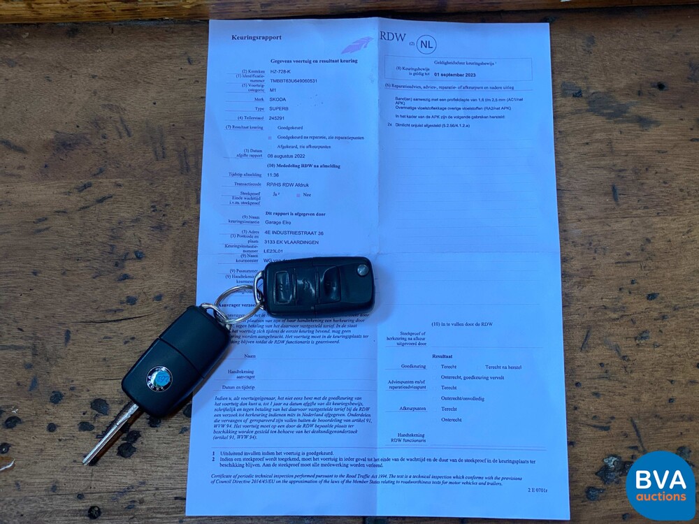 Skoda Superb 2.8 V6 Elegance 193pk 2004 -YOUNGTIMER-, HZ-728-K.