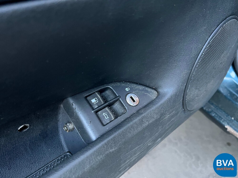 Skoda Superb 2.8 V6 Elegance 193pk 2004 -YOUNGTIMER-, HZ-728-K.