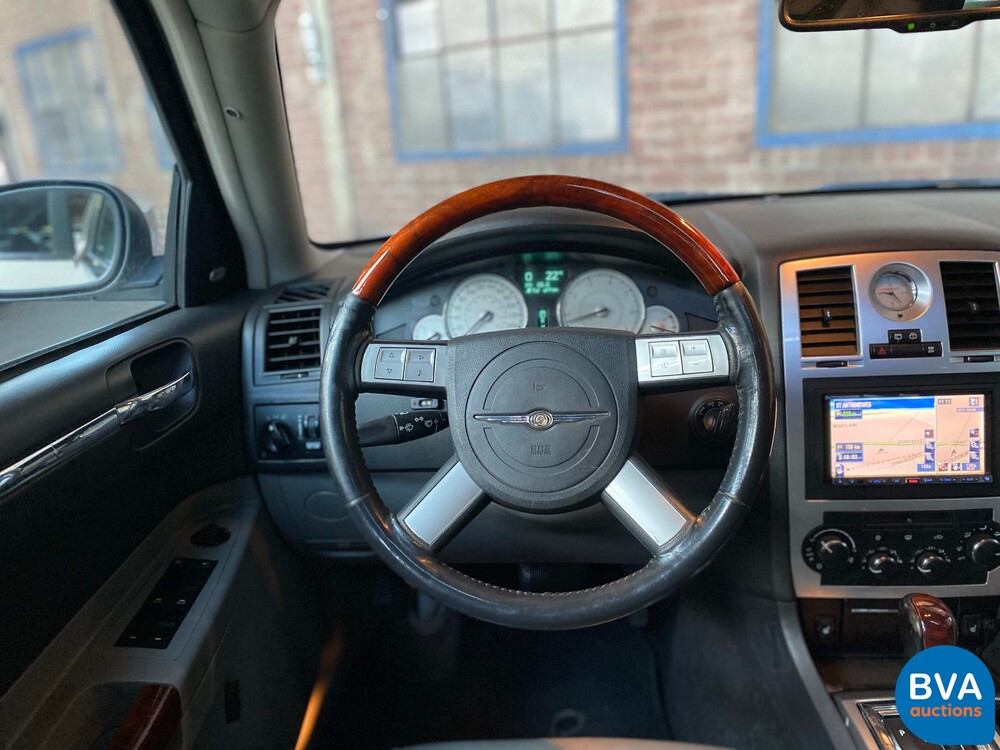 Chrysler 300C Touring 3.0 V6 CRD 218pk 2006 -Org. NL-, 69-SL-DH